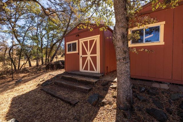 10379 Mooney Flat Rd, Smartsville, CA 95977