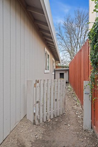 943 Rancho Roble Way, Sacramento, CA 95834