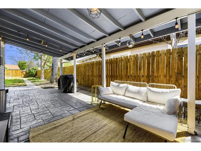 2216 Lima St, Aurora, CO 80010