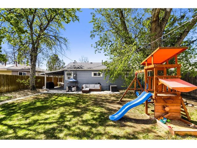 2216 Lima St, Aurora, CO 80010