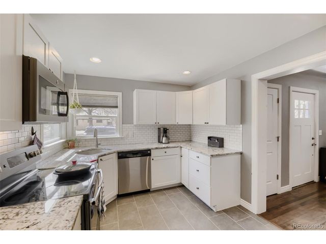 2216 Lima St, Aurora, CO 80010