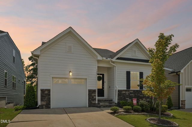 1207 White Flint Circle, Durham, NC 27703