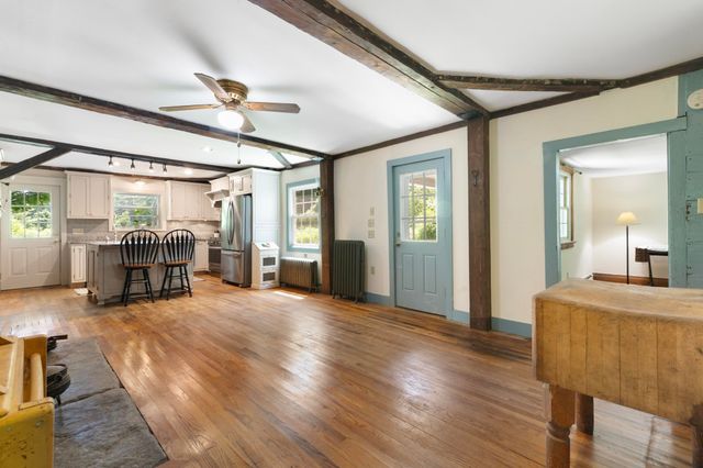 85 Brown's Road, Newfane, VT 05345