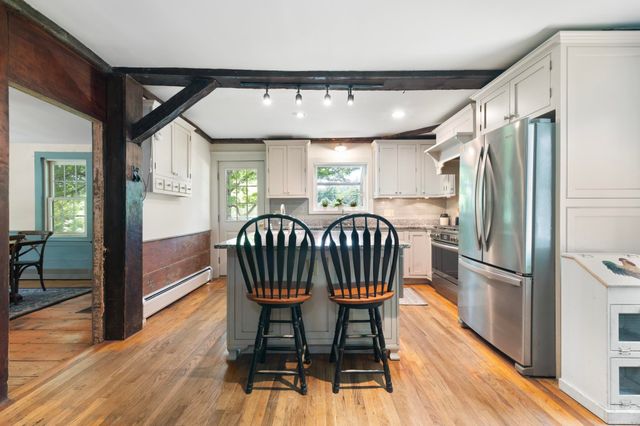 85 Brown's Road, Newfane, VT 05345