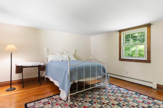 85 Brown's Road, Newfane, VT 05345