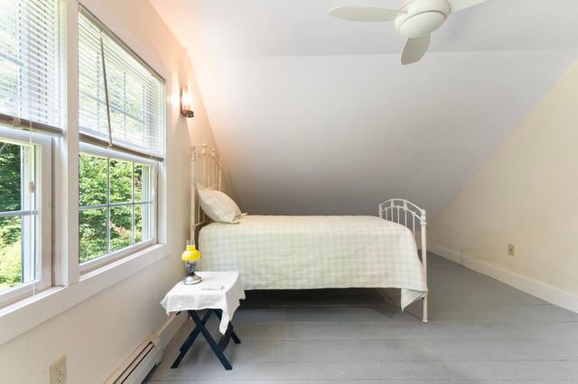85 Brown's Road, Newfane, VT 05345