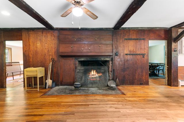85 Brown's Road, Newfane, VT 05345
