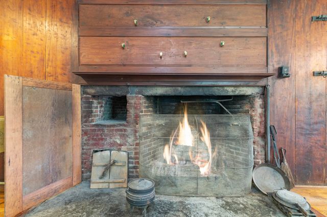 85 Brown's Road, Newfane, VT 05345