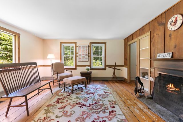 85 Brown's Road, Newfane, VT 05345