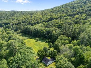 85 Brown's Road, Newfane, VT 05345