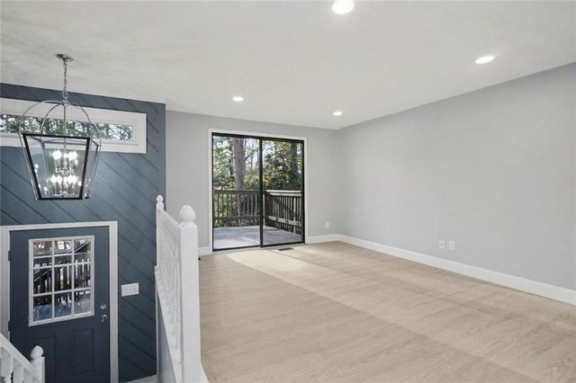 3224 Newcastle Way, Snellville, GA 30039