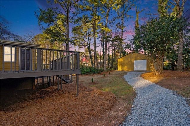 3224 Newcastle Way, Snellville, GA 30039