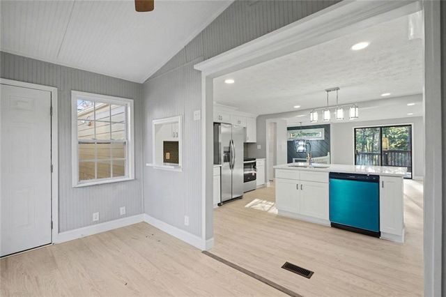 3224 Newcastle Way, Snellville, GA 30039