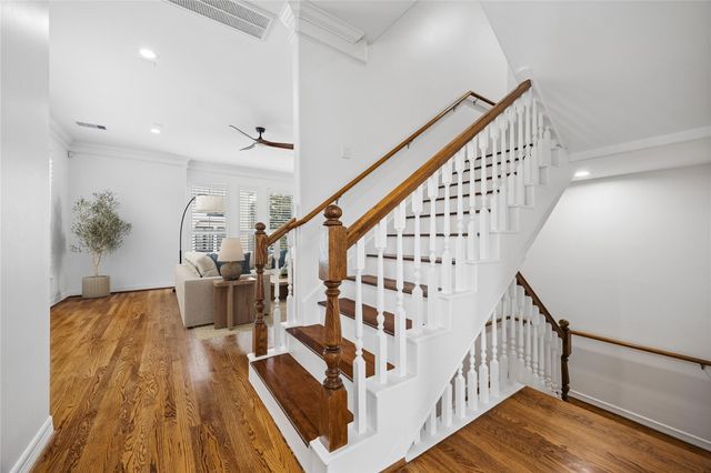 5503 Darling Street, Houston, TX 77007
