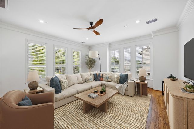 5503 Darling Street, Houston, TX 77007
