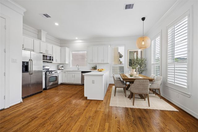5503 Darling Street, Houston, TX 77007