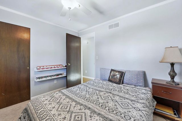 5907 Bellingham Lane, Fort Wayne, IN 46835