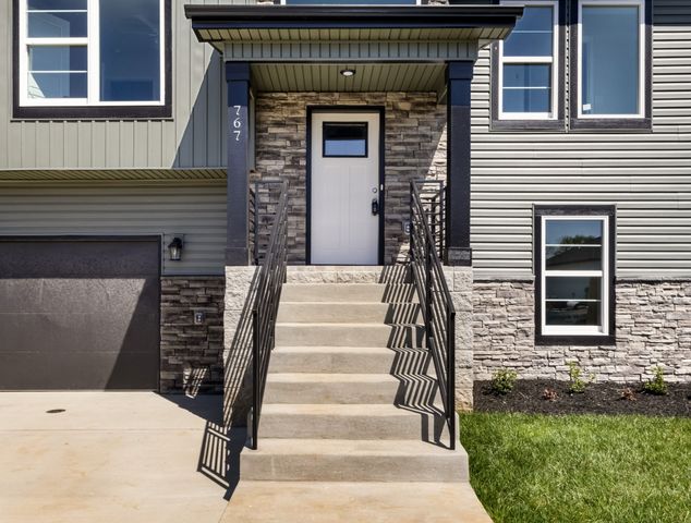 164 Leitrim Dr, Clarksville, TN 37042