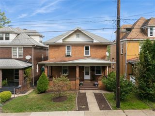 411 S 9th St, Connellsville, PA 15425