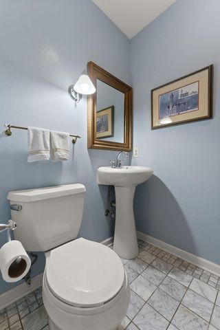 2007 Sherwood Drive, Valparaiso, IN 46385