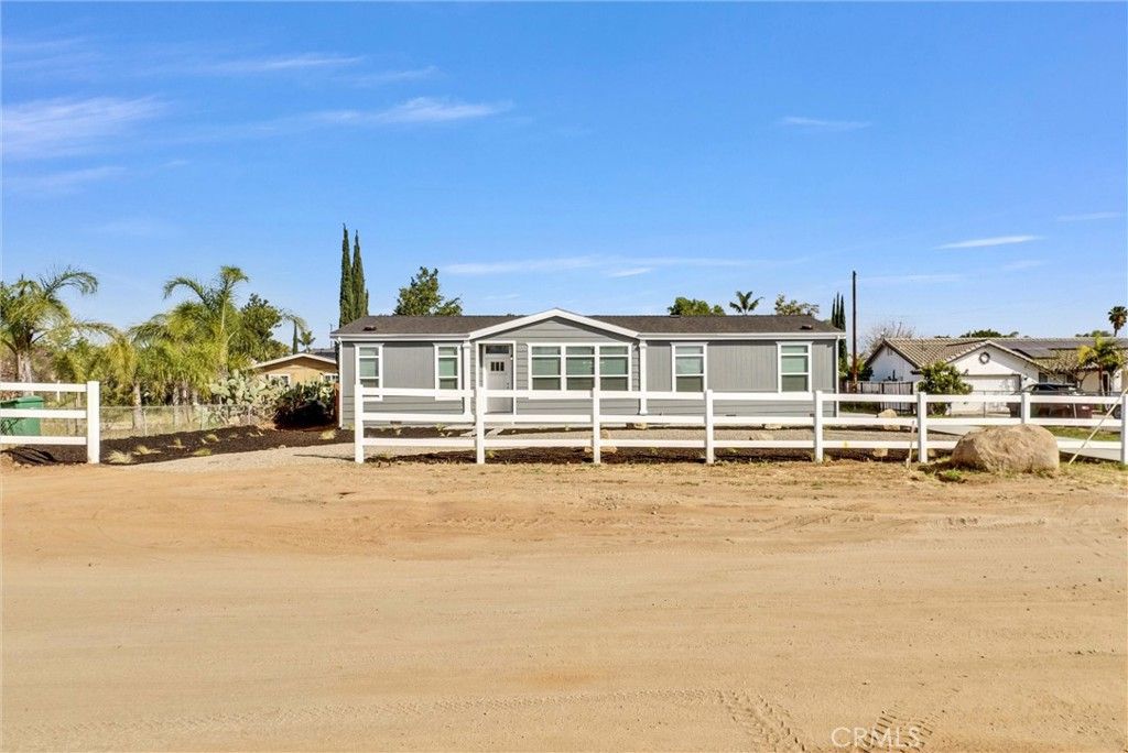 Image 18 of property listing at 18864 Boulder Avenue, Riverside, CA 92508