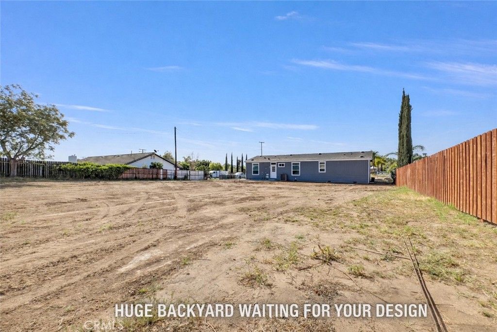Image 20 of property listing at 18864 Boulder Avenue, Riverside, CA 92508