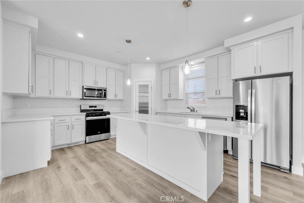 Image 32 of property listing at 18864 Boulder Avenue, Riverside, CA 92508