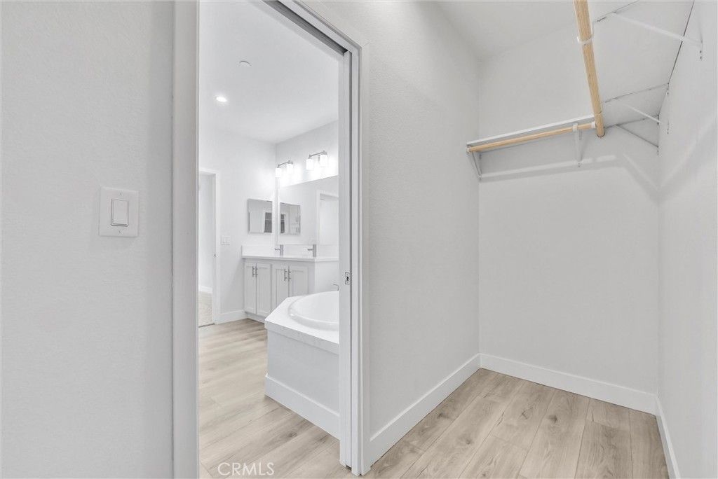 Image 39 of property listing at 18864 Boulder Avenue, Riverside, CA 92508