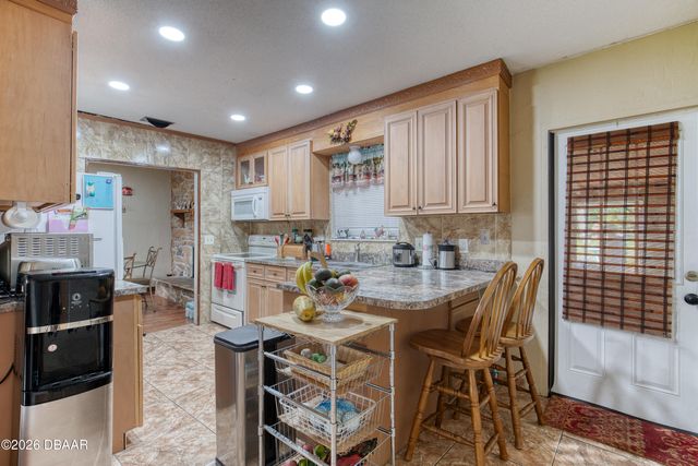 140 Coquina Avenue, Ormond Beach, FL 32174