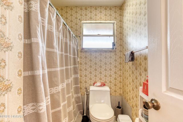 140 Coquina Avenue, Ormond Beach, FL 32174