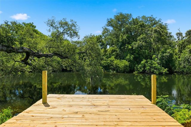 1915 E MULBERRY DRIVE, Tampa, FL 33604