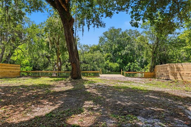 1915 E MULBERRY DRIVE, Tampa, FL 33604
