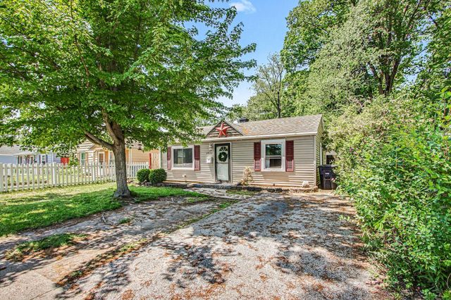 2933 Cleveland Avenue, Michigan City, IN 46360