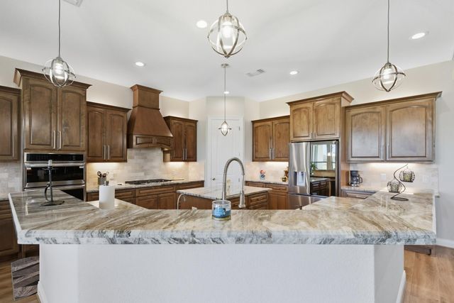 10418 Zaruba, Sealy, TX 77474