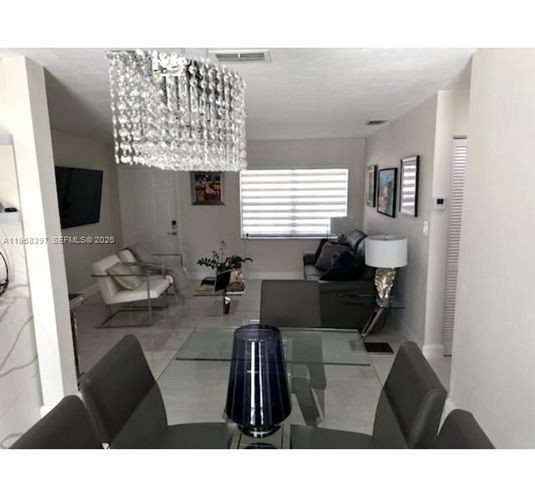 10752 SW 141st Ln, Miami, FL 33176