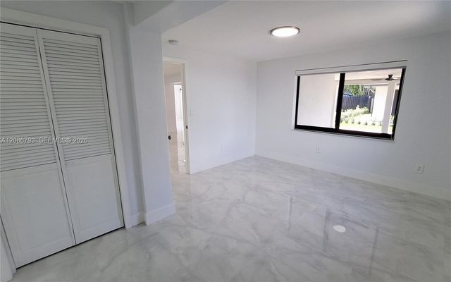 216 Shadow Way, Miami Springs, FL 33166