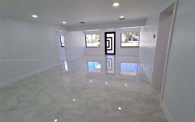 216 Shadow Way, Miami Springs, FL 33166