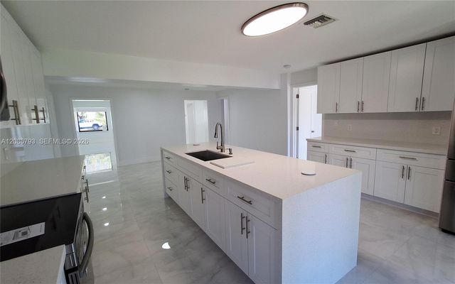 216 Shadow Way, Miami Springs, FL 33166