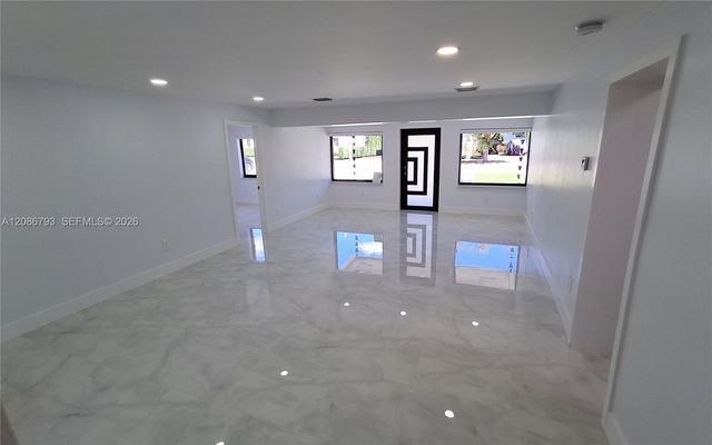 216 Shadow Way, Miami Springs, FL 33166
