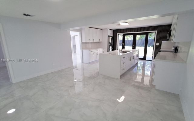 216 Shadow Way, Miami Springs, FL 33166