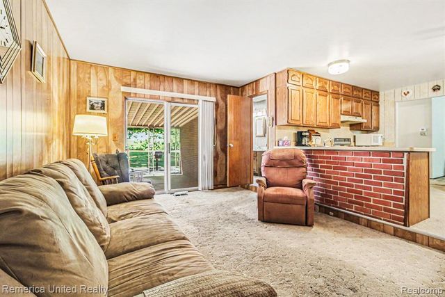 9135 Manton Avenue, Plymouth, MI 48170