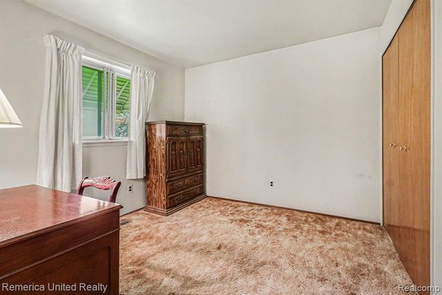 9135 Manton Avenue, Plymouth, MI 48170