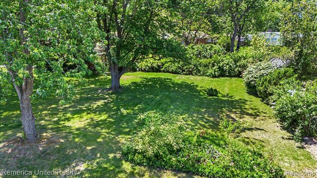 9135 Manton Avenue, Plymouth, MI 48170
