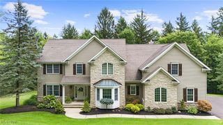 11215 Beechnut Lane, Chardon, OH 44024