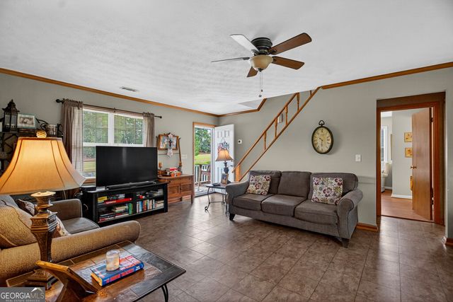 96 Old Chipley Road, Pine Mountain, GA 31822