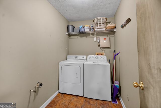 96 Old Chipley Road, Pine Mountain, GA 31822