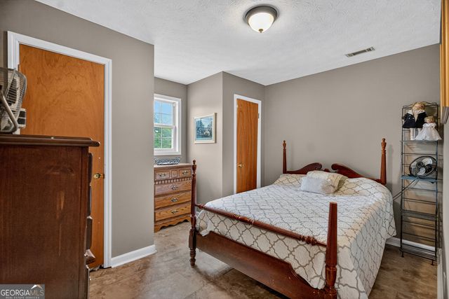 96 Old Chipley Road, Pine Mountain, GA 31822