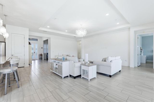 4950 KIVA CIRCLE, Bradenton, FL 34211