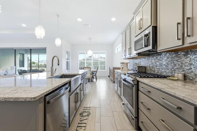 4950 KIVA CIRCLE, Bradenton, FL 34211