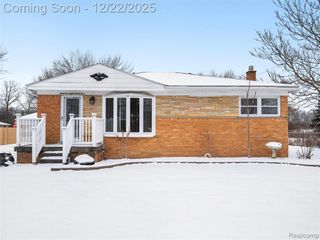 44833 Maddelein Street, Clinton Township, MI 48036